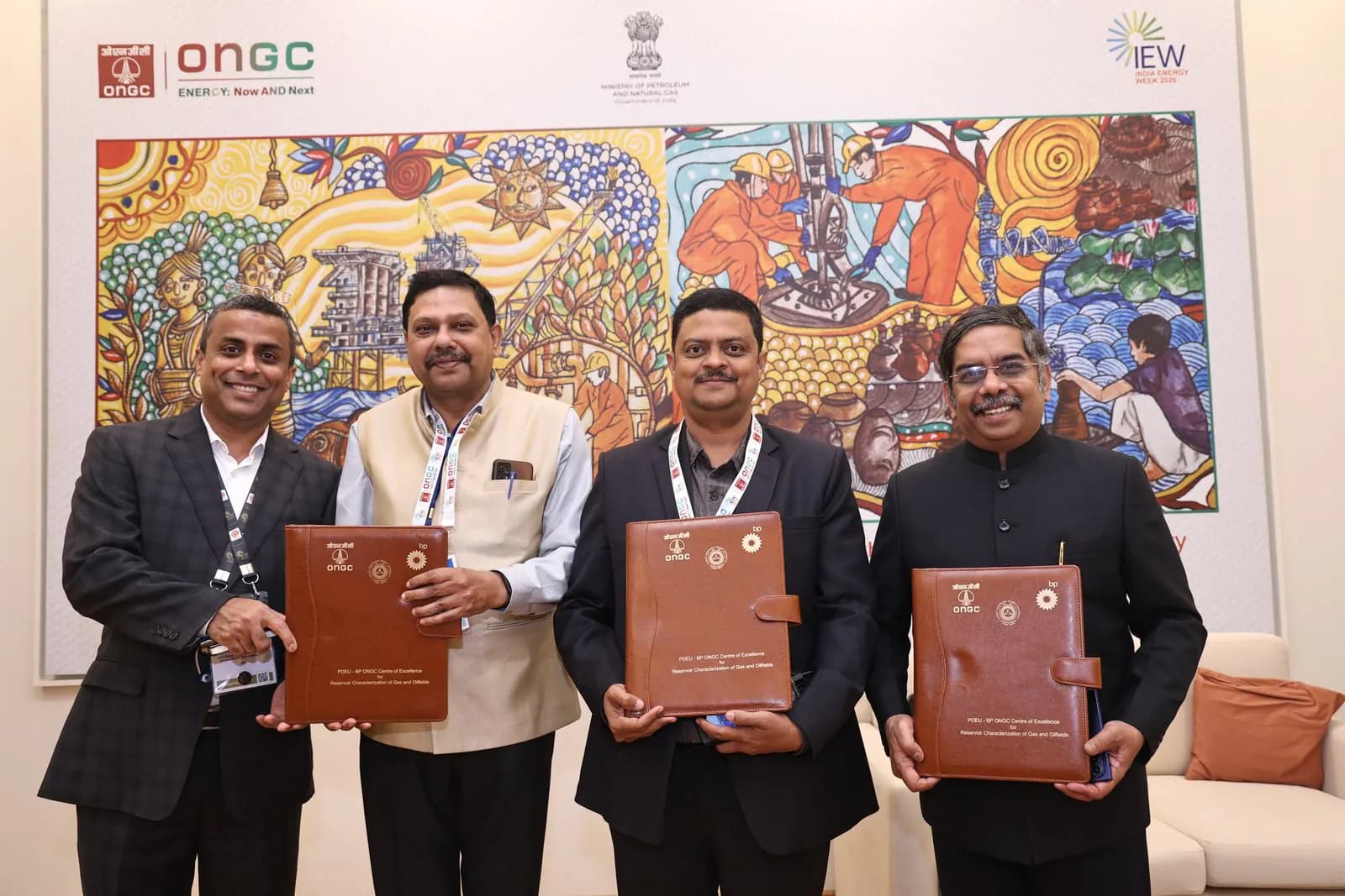 Signed agreements presented at the India Energy Club