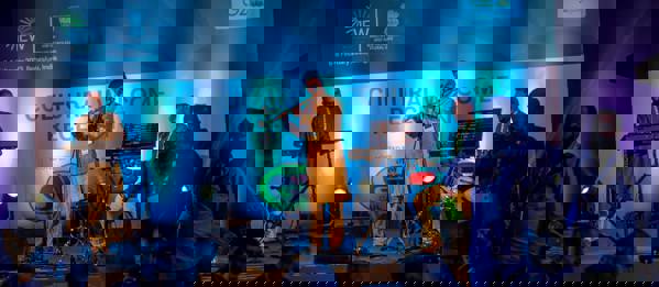 Db31962d890148438e8f8bb8c895102e! !Af081f78cb11aadef7edd5acc4643f7c (1)
